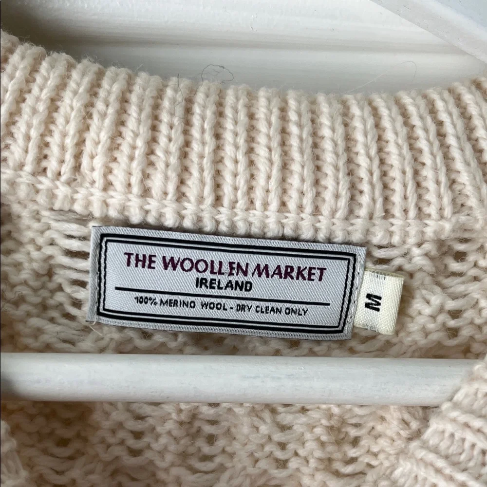 Like New The Woollen Market Ireland 🇮🇪 100% Merino Wool Cream Cable Knit Sweater - Picture 2 of 8